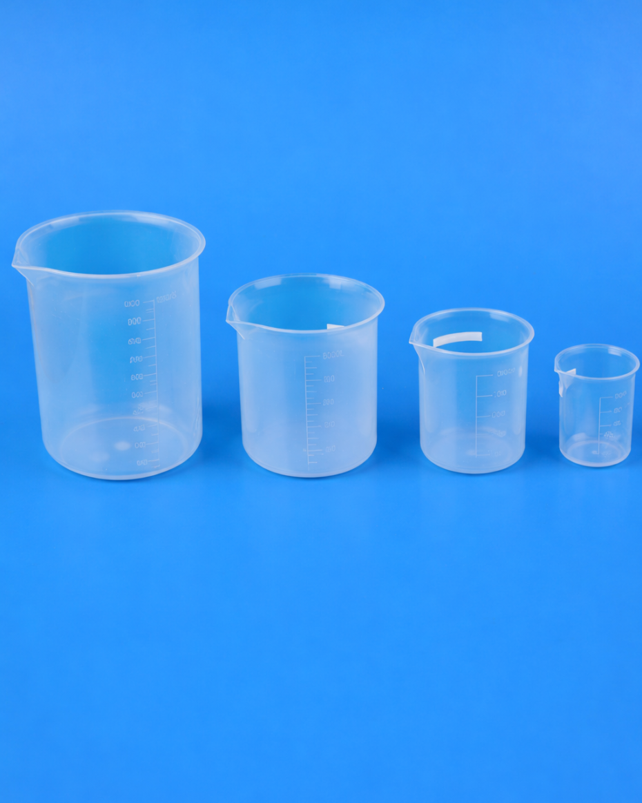 Beaker (plastic)